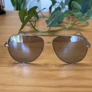 QUAY x Desi High Key Sunglasses, silver